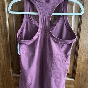 Athleta Momentum Tank